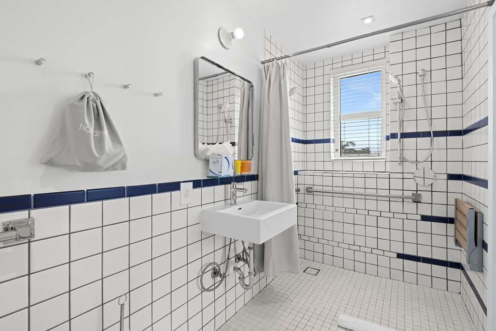 Global Luxury Suites at The Apex Miami - photo 40