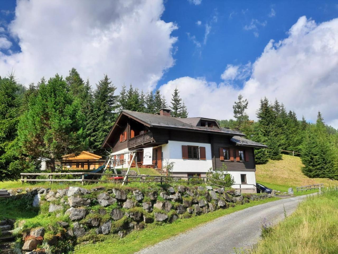 Almhaus Karnten Flattnitz — hotel in Gloednitz