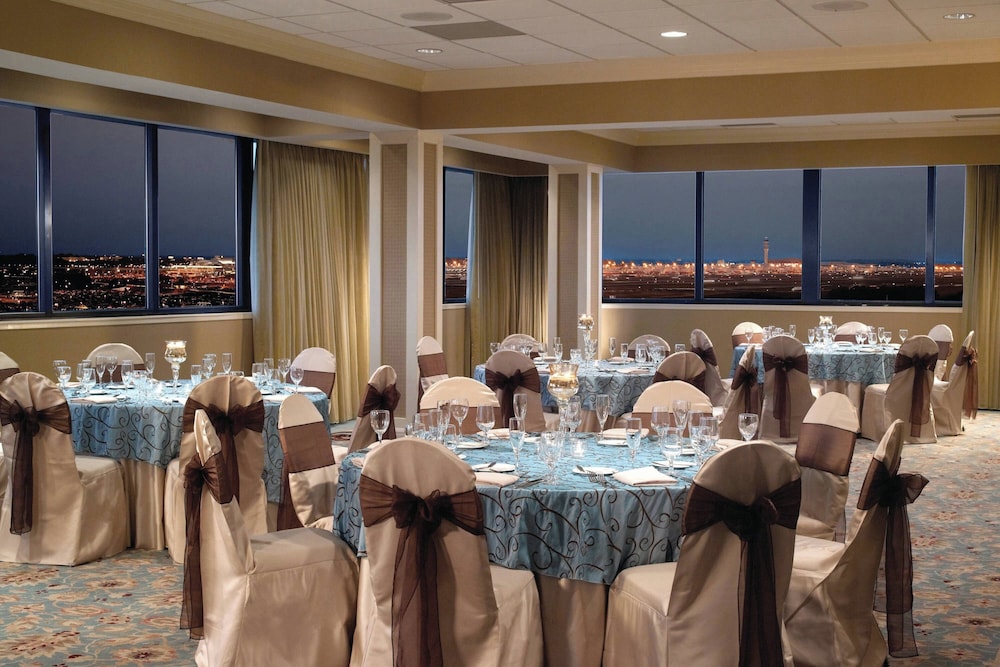 Atlanta Airport Marriott - photo 109