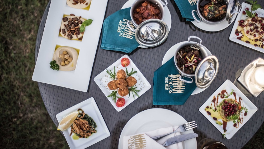 מזון ומשקאות