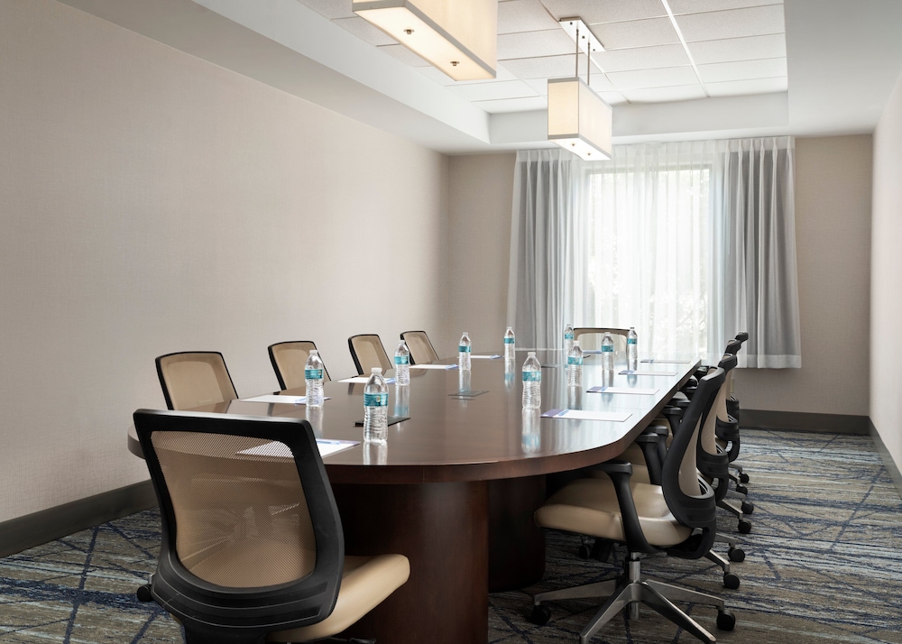 Holiday Inn Express & Suites New Orleans Airport South by IHG - photo 36