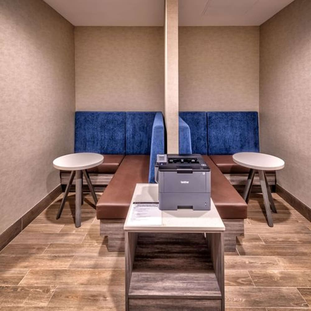 Hampton Inn and Suites South Lake Tahoe - photo 20