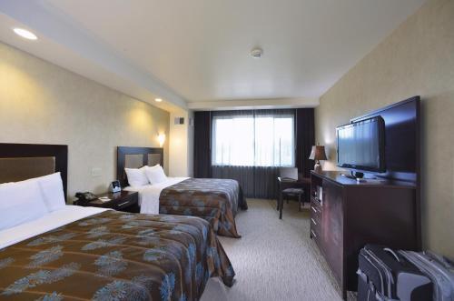 Seven Feathers Casino Resort - photo 10