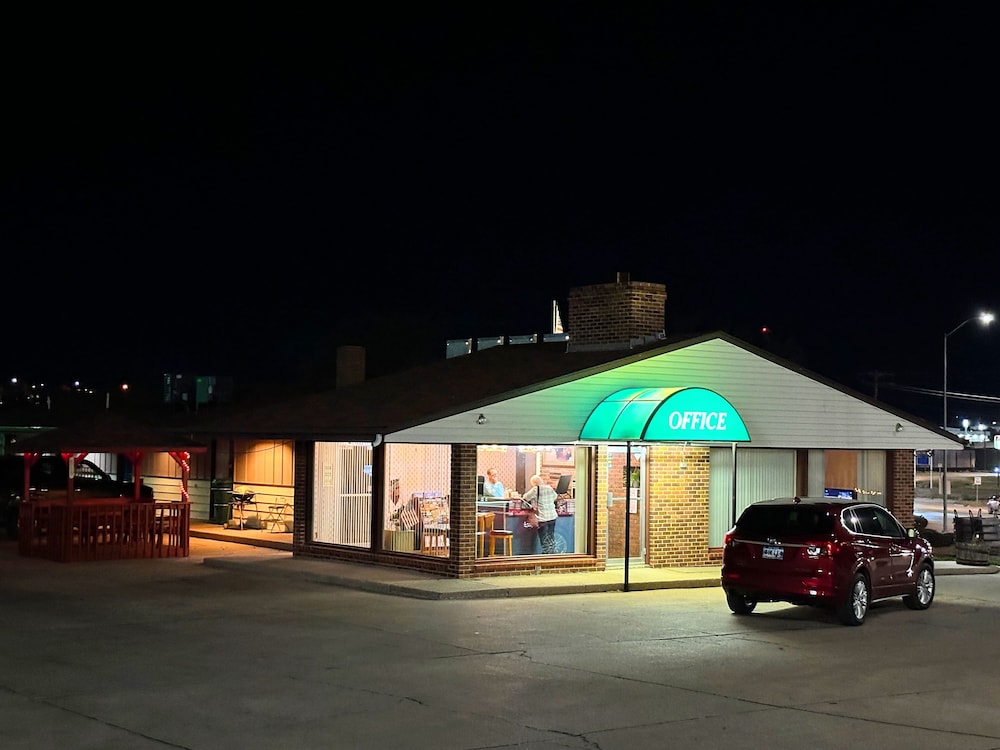 Westerner Motel — hotel in Chadron