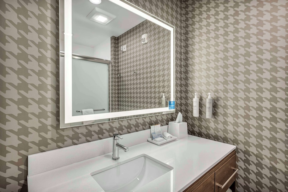 Home2 Suites by Hilton Raleigh West Lenovo Center - photo 39