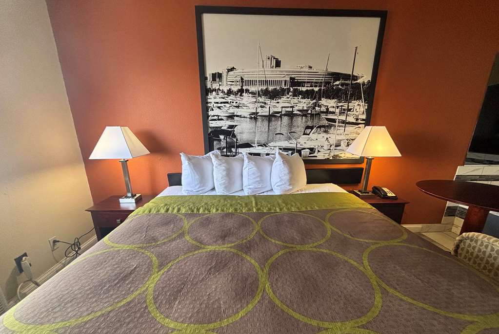 Super 8 by Wyndham Pontoon Beach IL St. Louis MO Area - photo 9