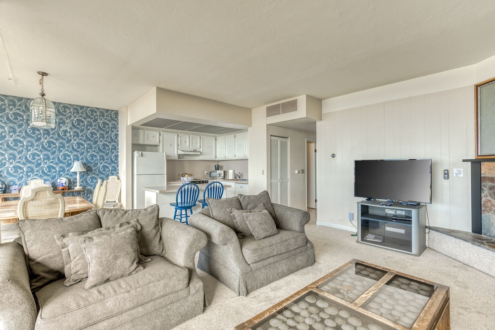 Sand & Sea Resort Condominiums - photo 552