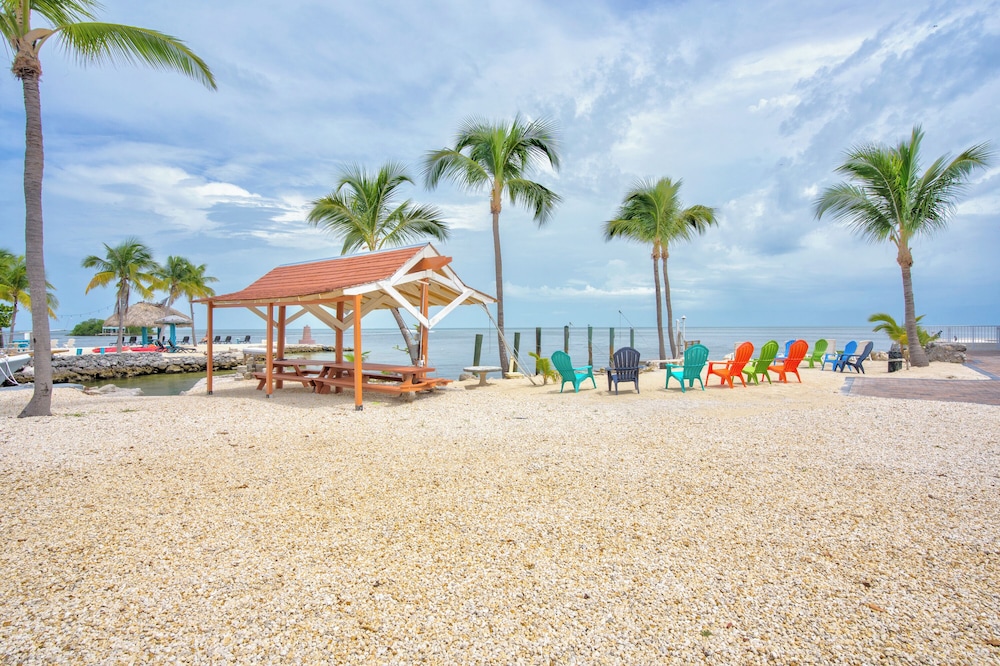 Aqua Lodges at 47th Street Gulfside - photo 20