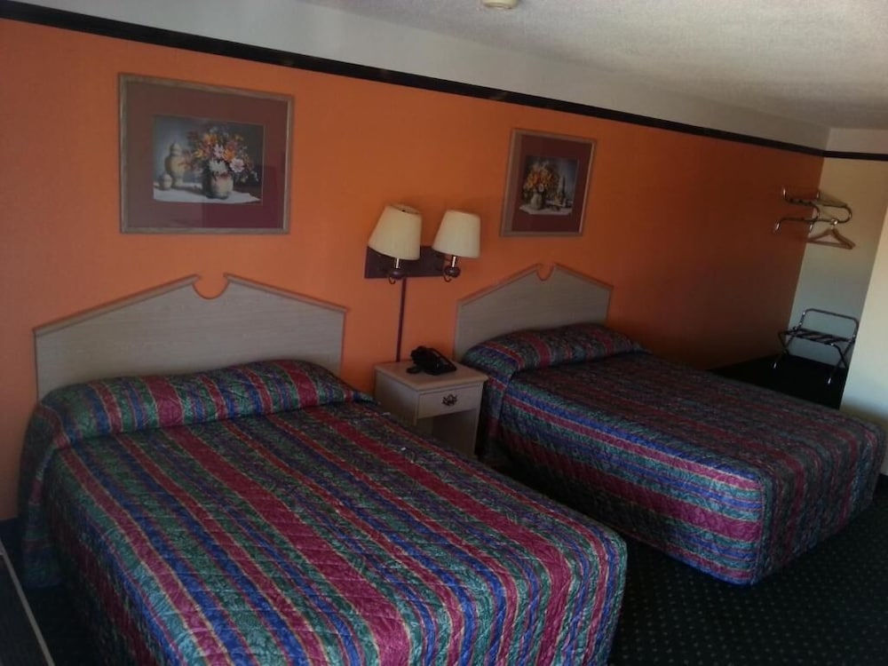 Tower Motel - photo 10