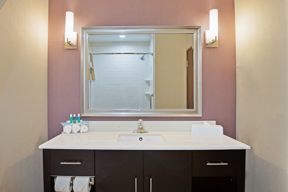 Holiday Inn Express & Suites New Cumberland by IHG - photo 18