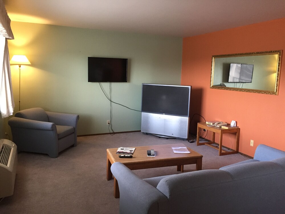 Super 8 by Wyndham Prosser - photo 7