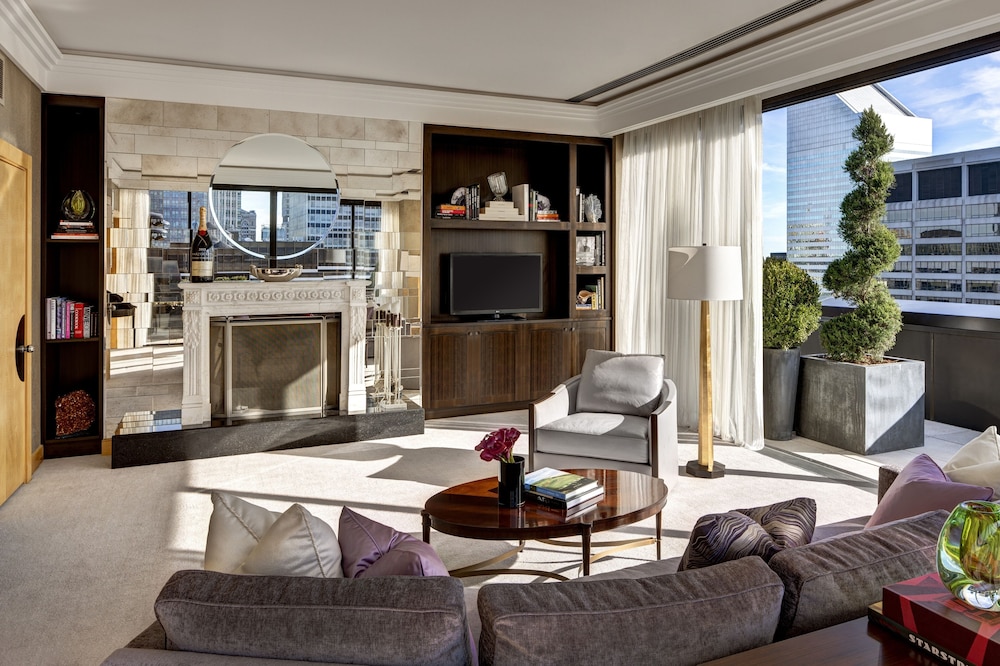 The Towers at Lotte New York Palace - photo 13