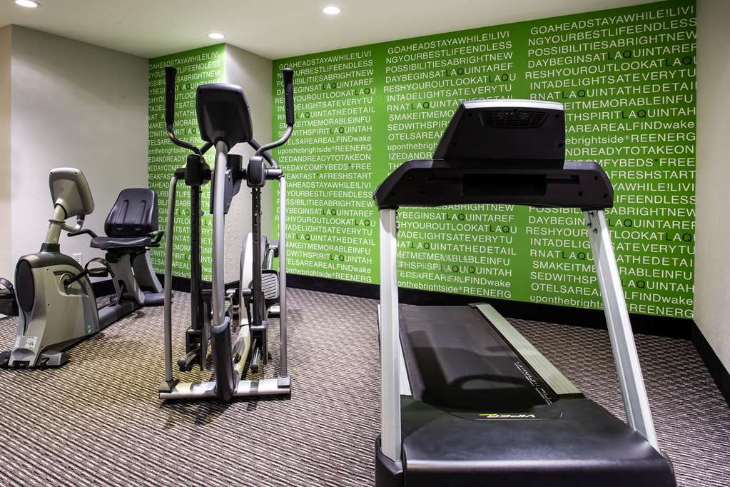 La Quinta Inn by Wyndham Oshkosh - photo 19