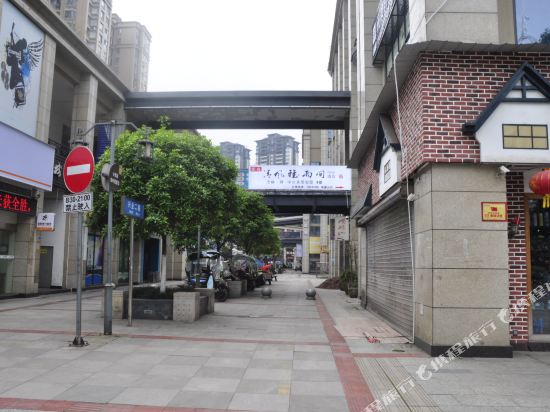 Jiazai Qingfeng Yayujian Hotel in Yucheng, People's Republic of China