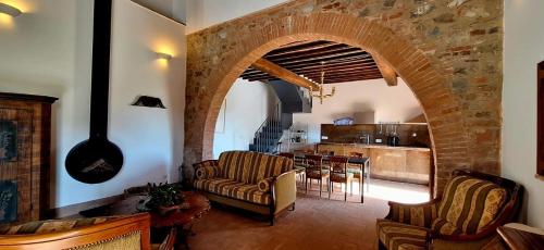 Fornace del Conte — 4-Star Luxury Hotel in Montepulciano, Italy
