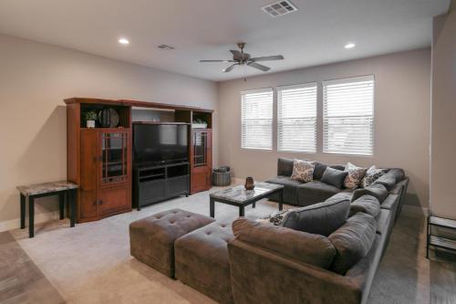 3 bedroom Coral Canyon Golf Vista 2326 — 4-Star Luxury Hotel in Washington, United States
