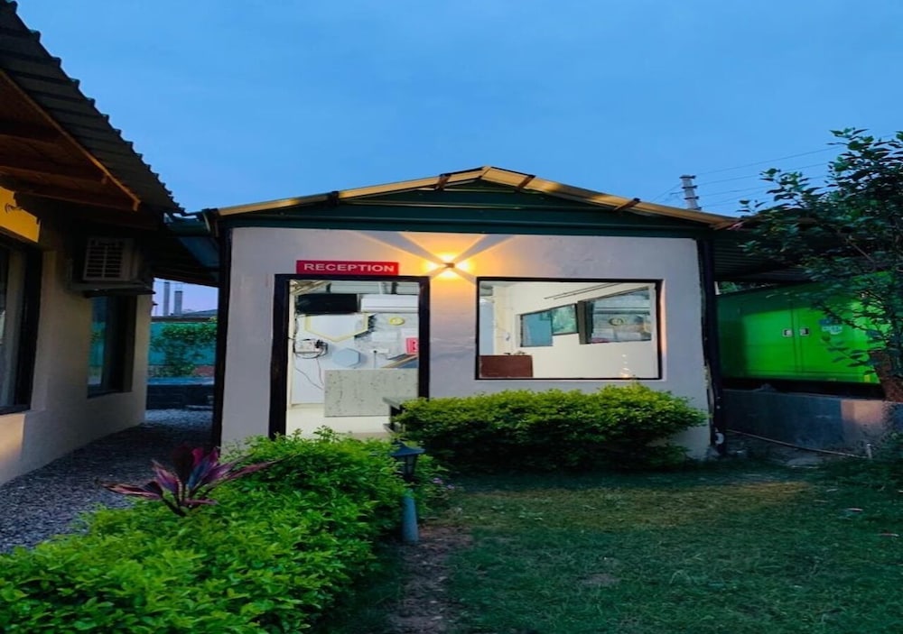 The Jungle Hideout Jim Corbett - last minute hotel in Ramnagar