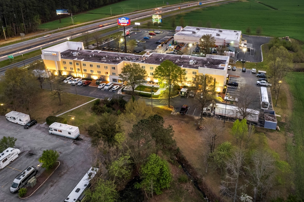Fairfield Inn & Suites by Marriott Lumberton - photo 41
