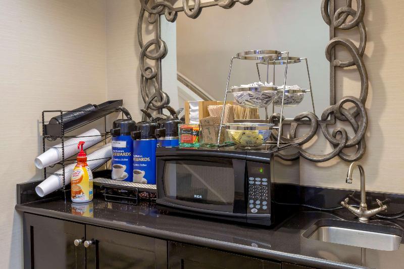 Best Western Plus Cary Inn NC State - photo 49