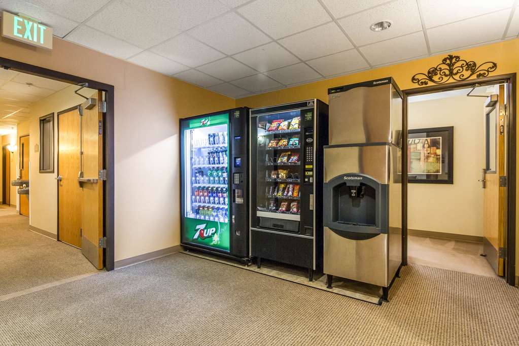Quality Inn Selah North Park - photo 27
