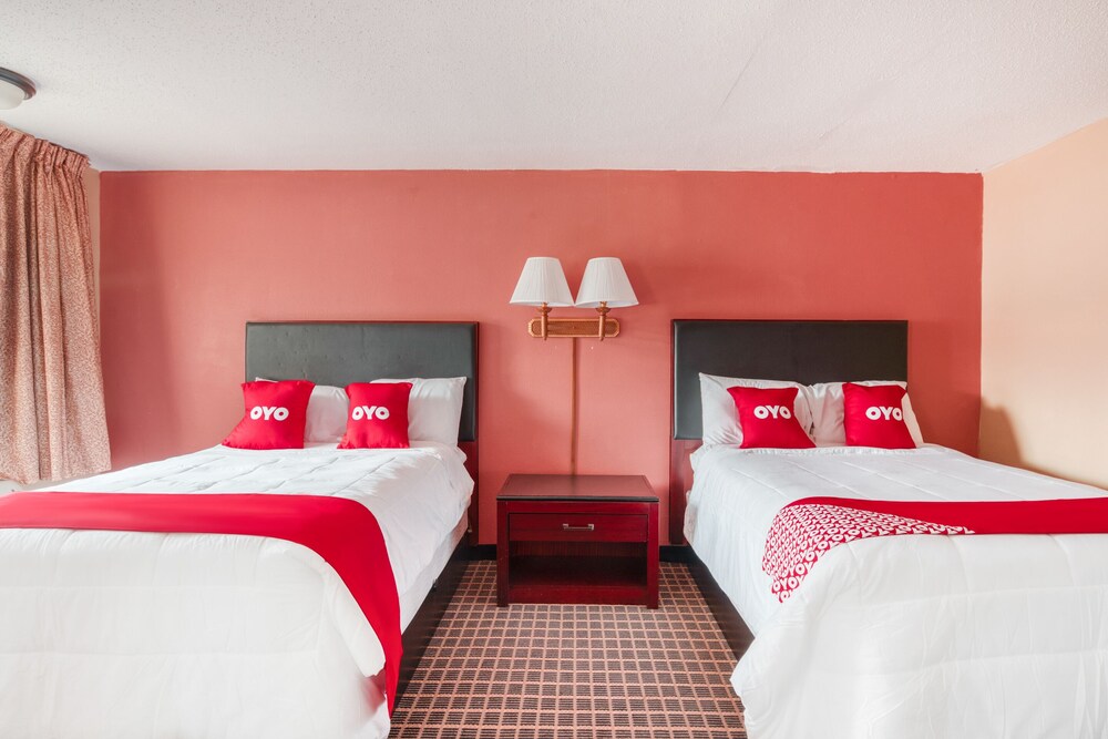 OYO Hotel Fayetteville S Eastern Blvd - photo 10