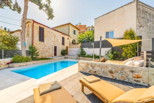 Villa Kirke — 4-Star Luxury Hotel in Kalyves, Greece