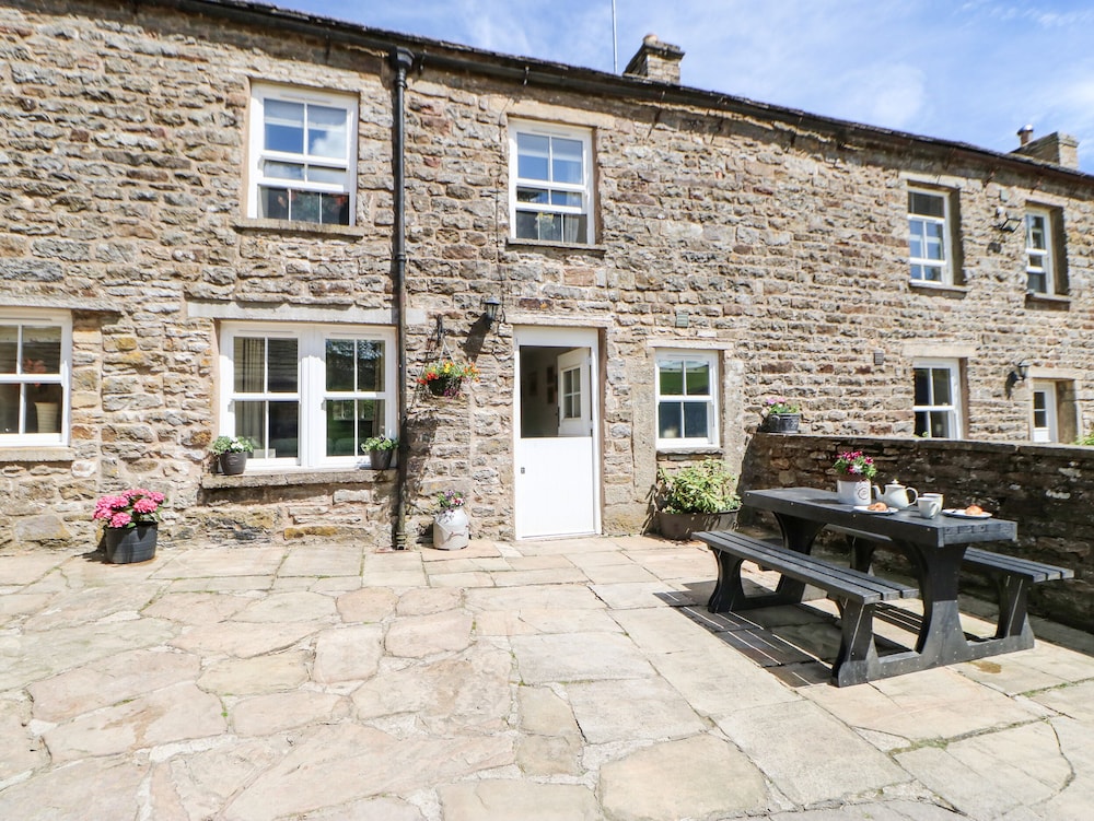 Shepherd's Lodge — 4-Star Luxury Hotel in Richmond, United Kingdom