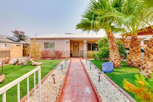 Pet Friendly Home Near Downtown Henderson