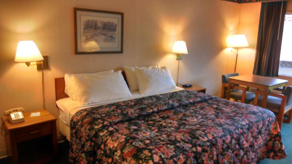 Americas Best Value Inn Marion NC - photo 14