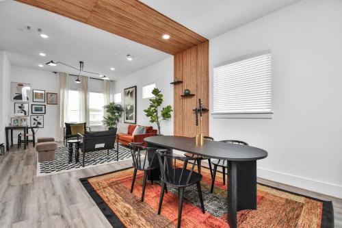 Luxury Escape at HTX Med Center in Houston, United States