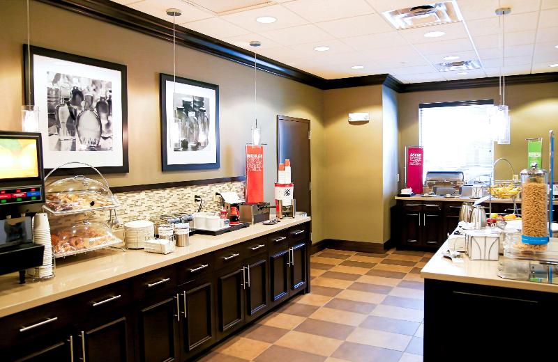 Hampton Inn Lewiston Auburn - photo 137