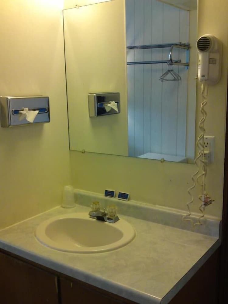 Home Motel Abbotsford - photo 27