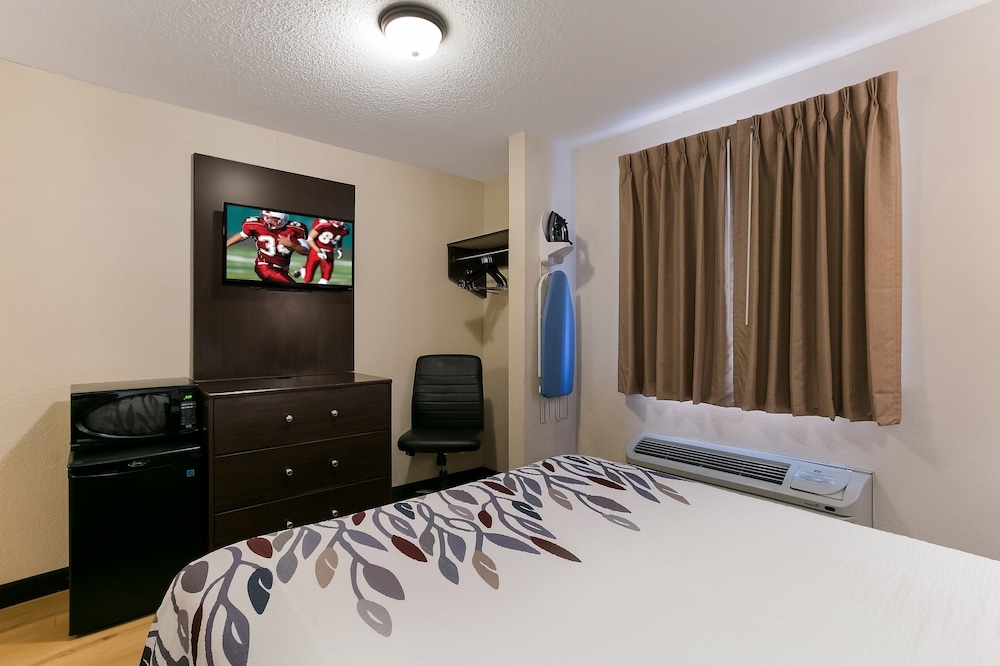 Red Roof Inn Hershey - photo 8
