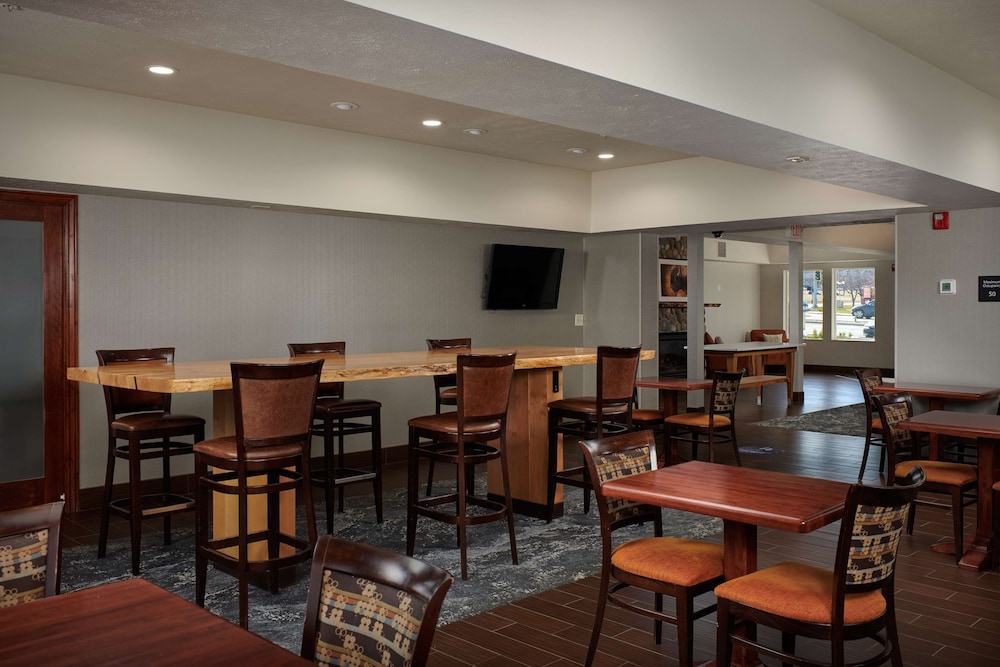 Hampton Inn Helena - photo 21