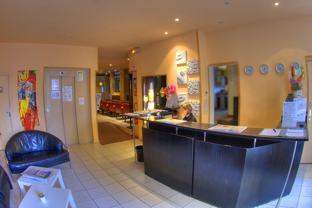 Hotel Comte De Nice - carbon neutral hotel in Nice