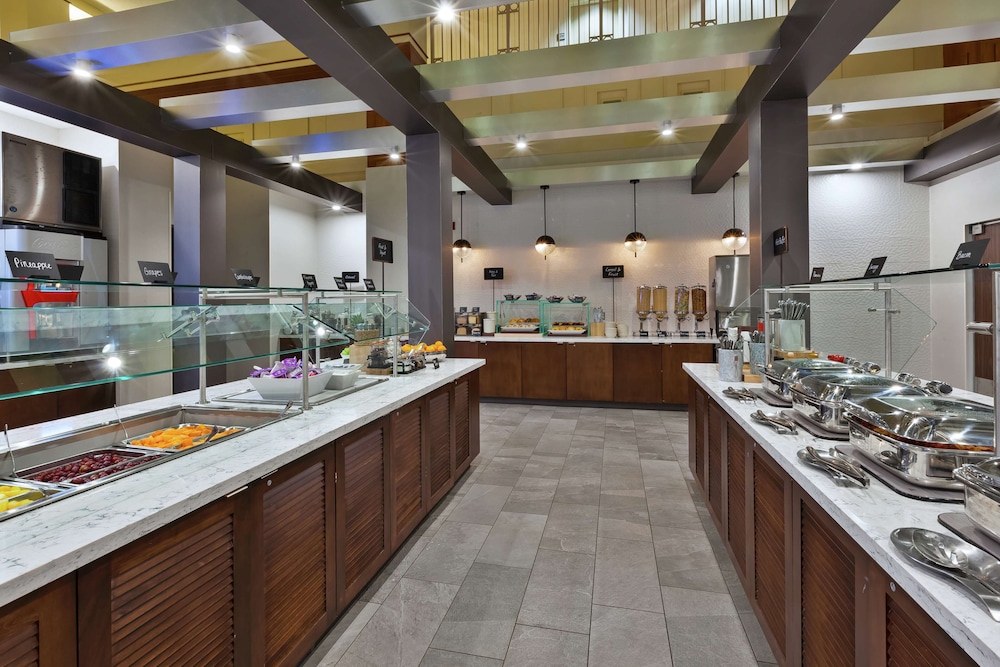 Hotel Auburn Hills - photo 26
