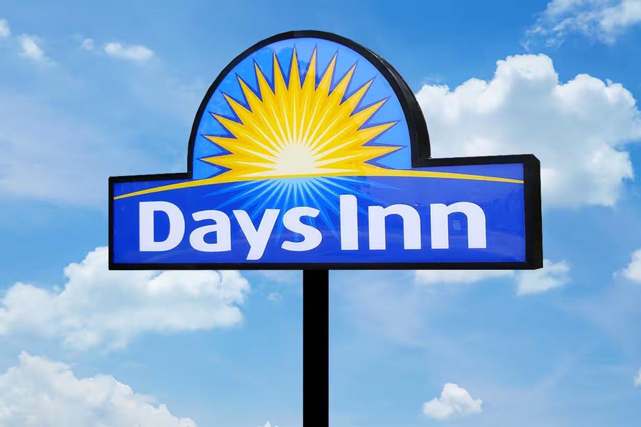 Days Inn & Suites by Wyndham Festus — hotel in Festus