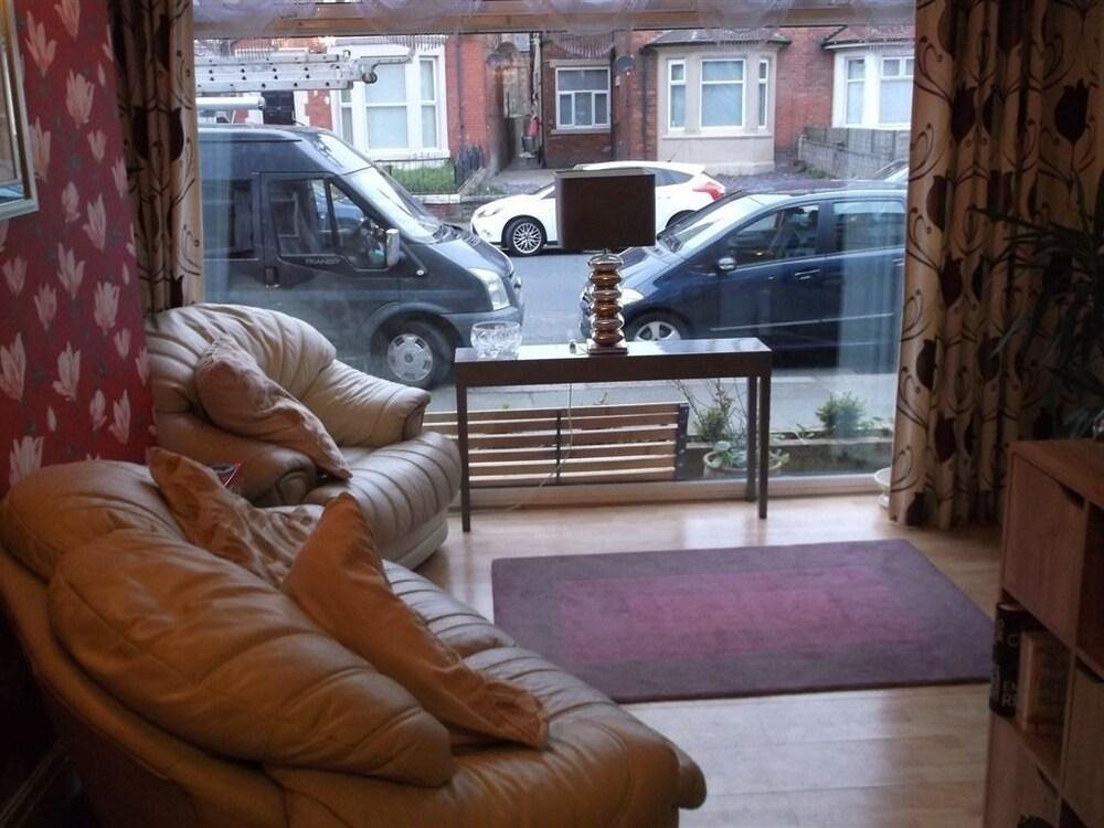 Jeanne - carbon neutral hotel in Blackpool