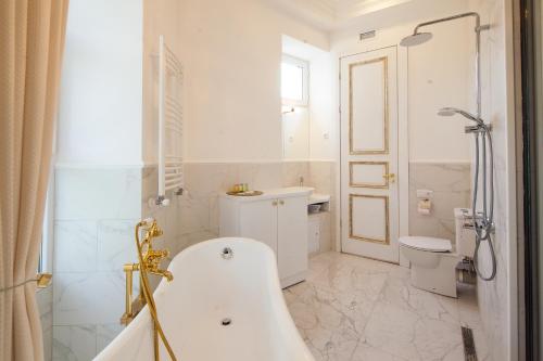 Deluxe Prince Machabeli Suite