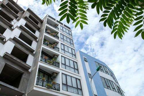 QMP Deluxe Serviced Apartment in Ba Dinh — 4-Star Luxury Hotel in Hanoi, Vietnam