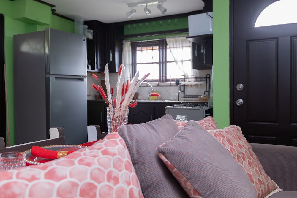 Blu Vista Cottages — 5-Star Luxury Hotel in Castries, Saint Lucia