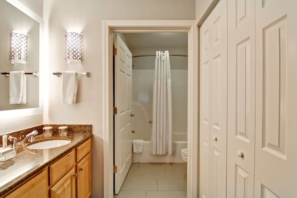 Homewood Suites by Hilton Stratford - photo 26