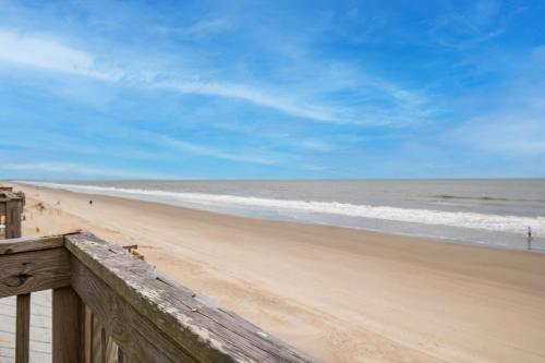 10 Conch Too by Oak Island Accommodations - photo 42