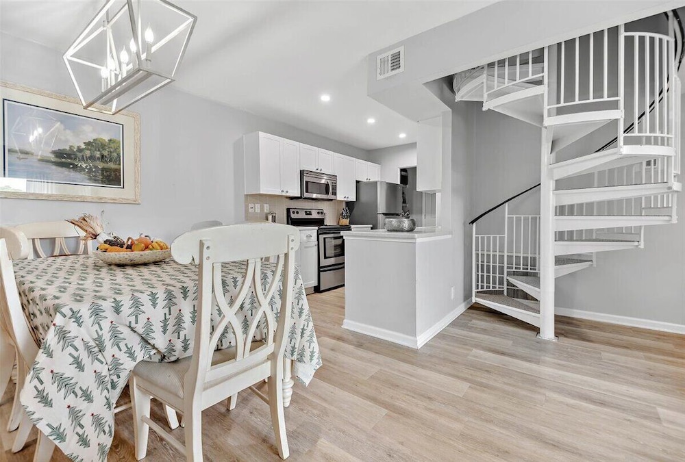 Ketch Court 891 - photo 19