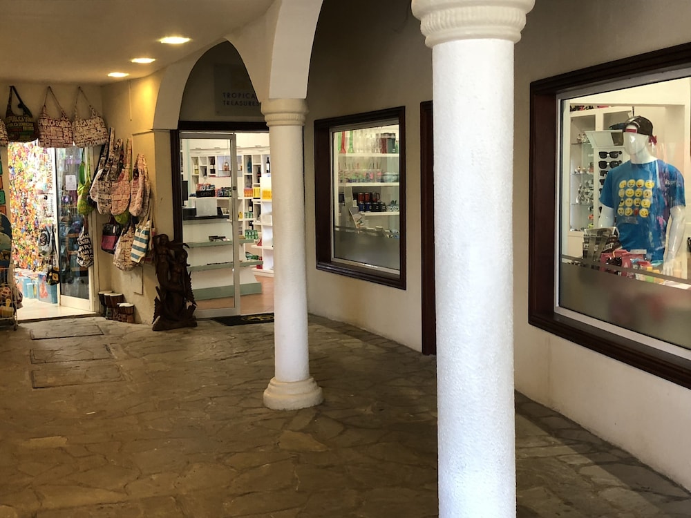 Lifestyle Kosher Cofresi Suites in Puerto Plata, Dominican Republic