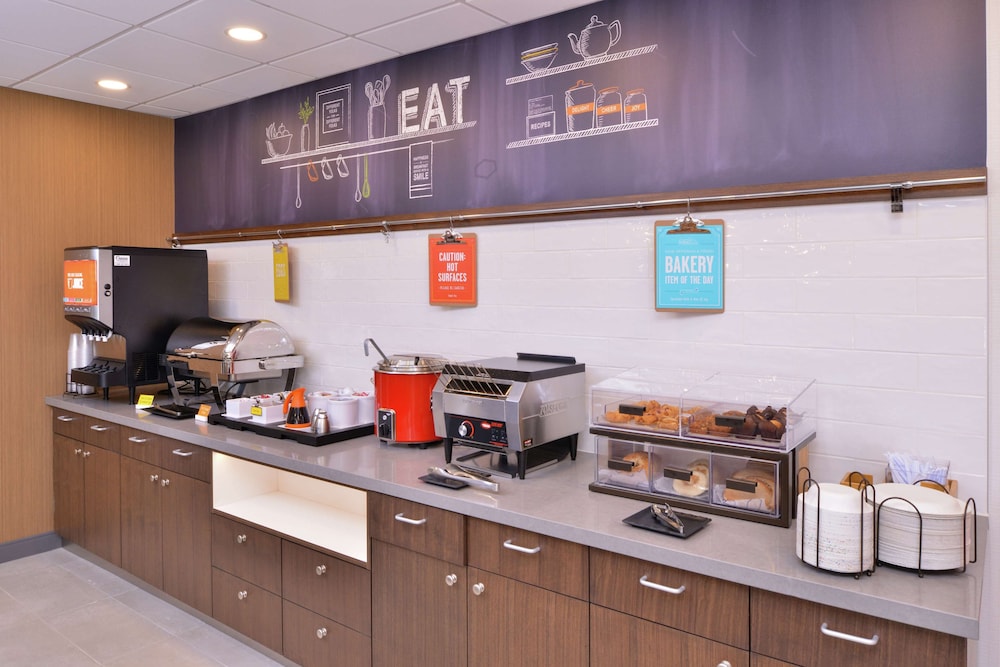 Hampton Inn Lakeville Minneapolis - photo 40