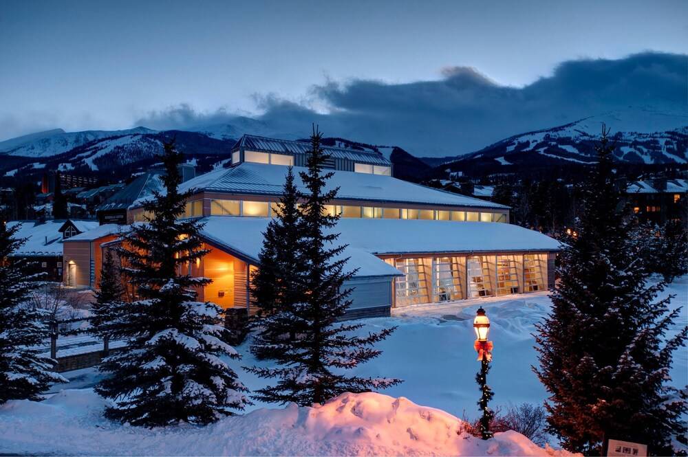 Mark IX By Peak Property Management - photo 21