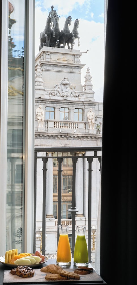 מזון ומשקאות