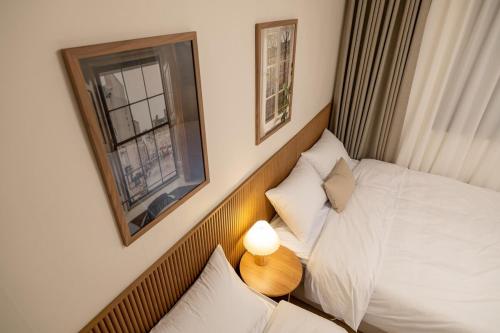 With U - carbon neutral hotel in Seoul