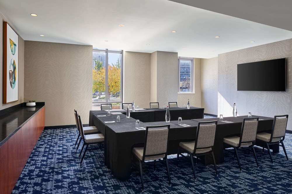 Embassy Suites by Hilton Washington D.C. Convention Center - photo 43